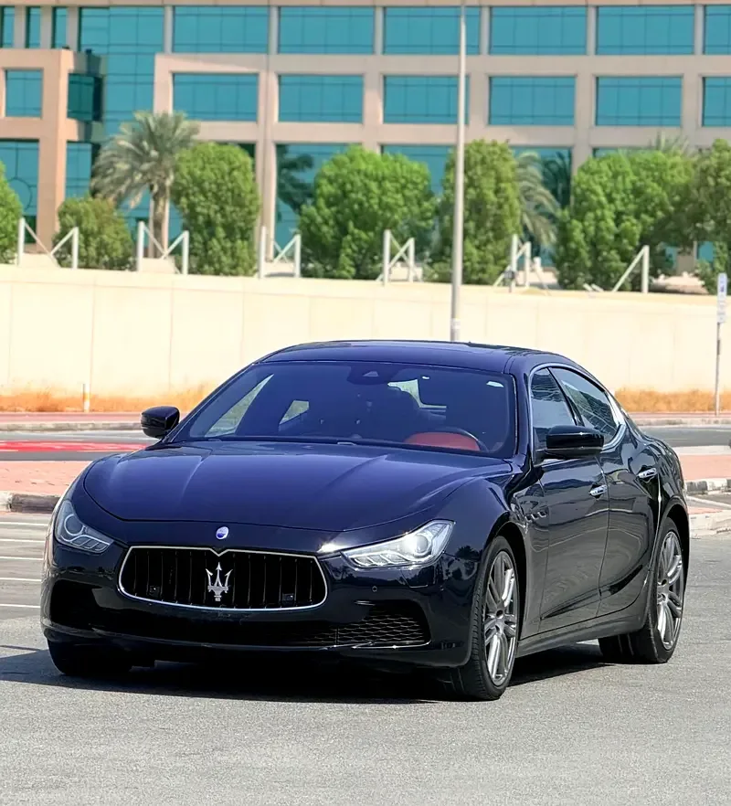 Maserati Ghibli 3.0 AT RWD (430 حصان) - 2
