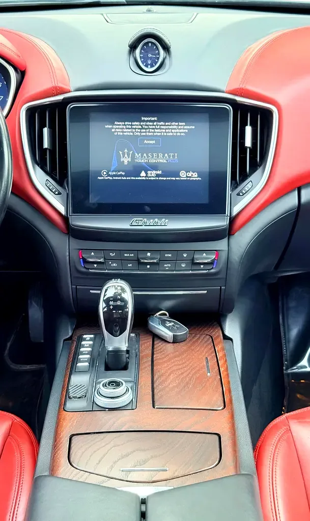 Maserati Ghibli 3.0 AT RWD (430 حصان) - 16