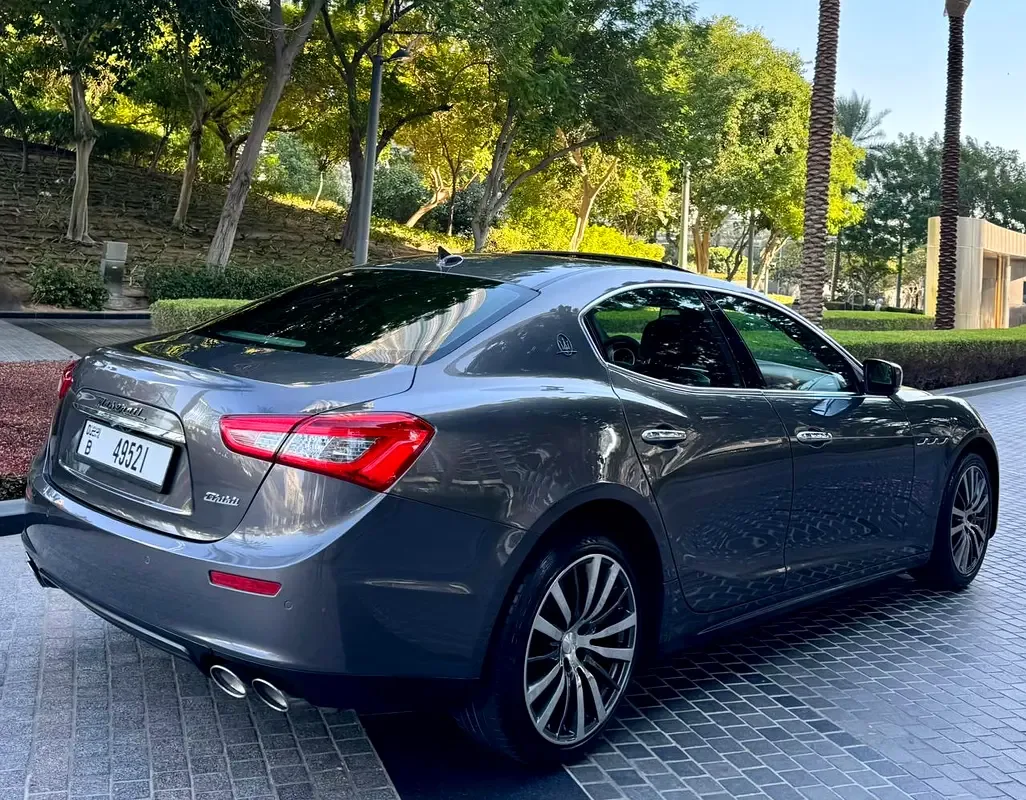 Maserati Ghibli S Q4 3.0 V6 AT (410 حصان) - 12