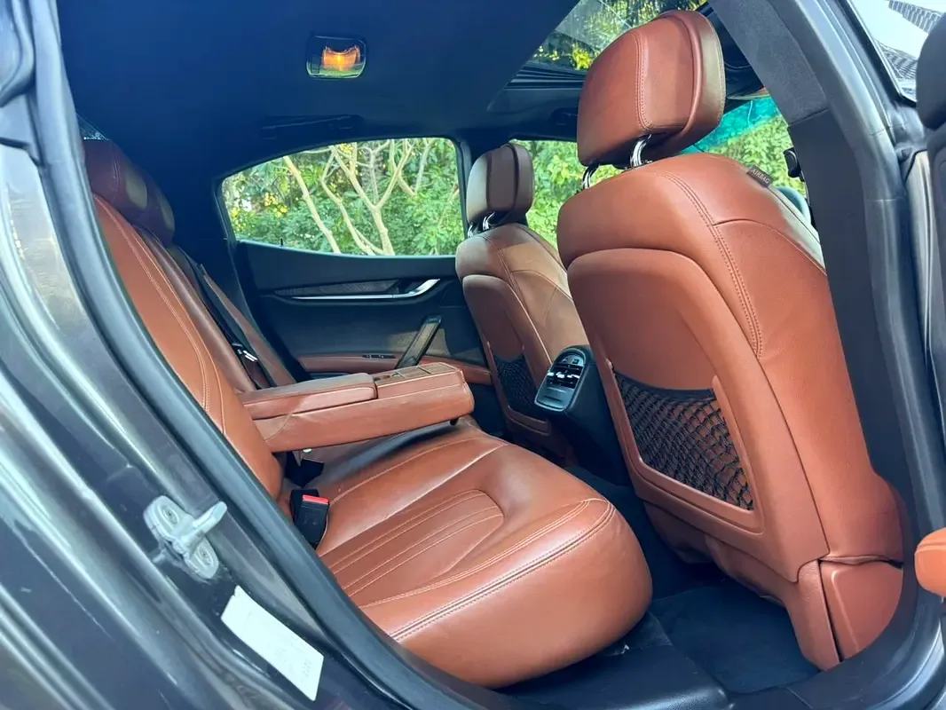 Maserati Ghibli S Q4 3.0 V6 AT (410 حصان) - 19