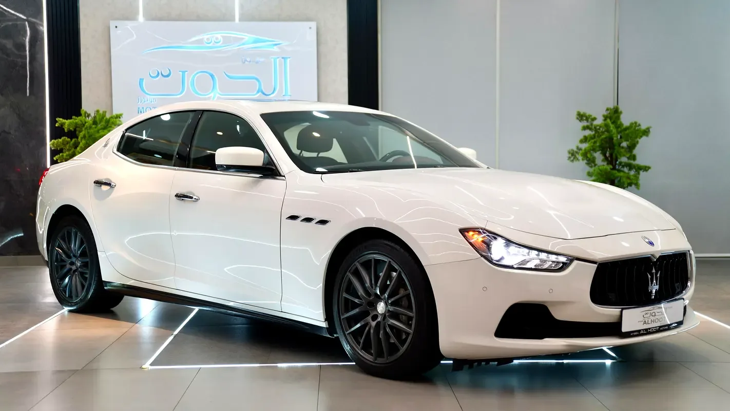 Maserati Ghibli S Q4 3.0 V6 AT (430 hp)