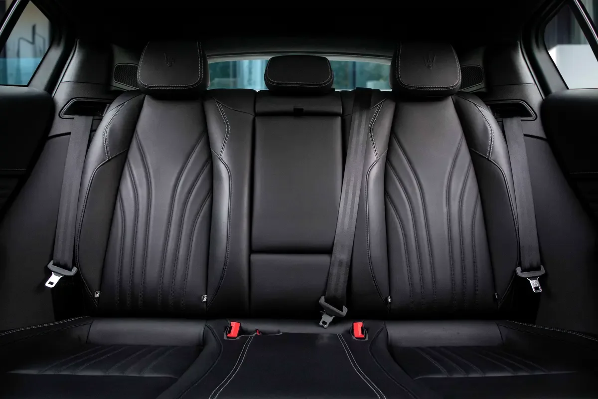 Maserati Grecale 2.0 AT 4WD (300 حصان) - 12