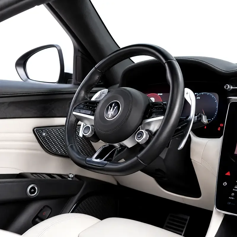 Maserati Grecale 2.0 AT 4WD (330 hp) - 9