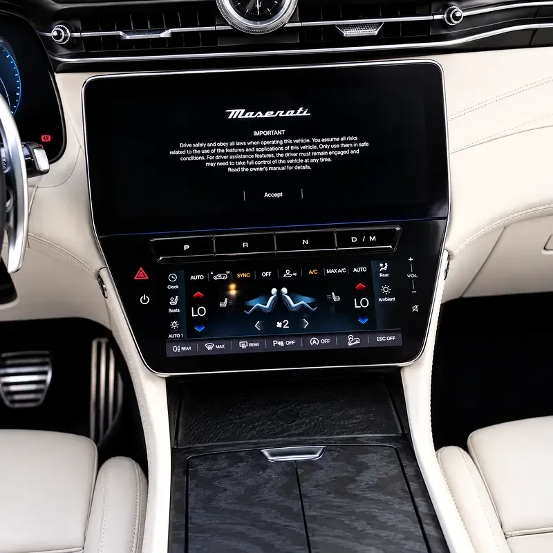 Maserati Grecale 2.0 AT 4WD (330 hp) - 12