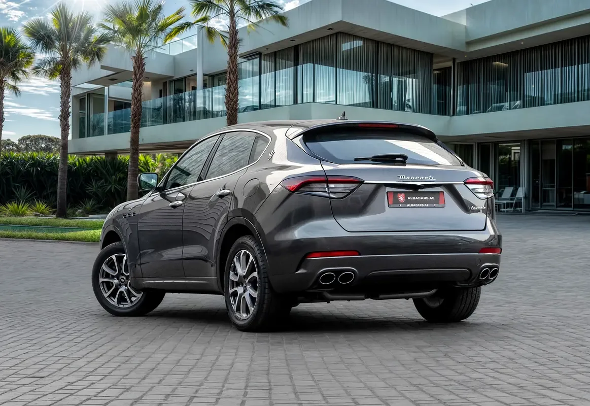 Maserati Levante 2.0 AT 4WD (330 حصان) - 3