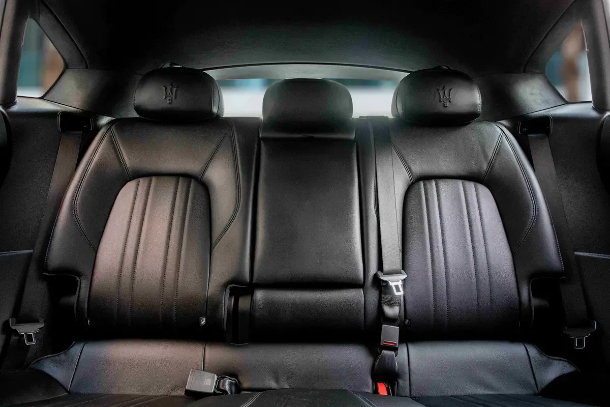 Maserati Levante 2.0 AT 4WD (330 حصان) - 10