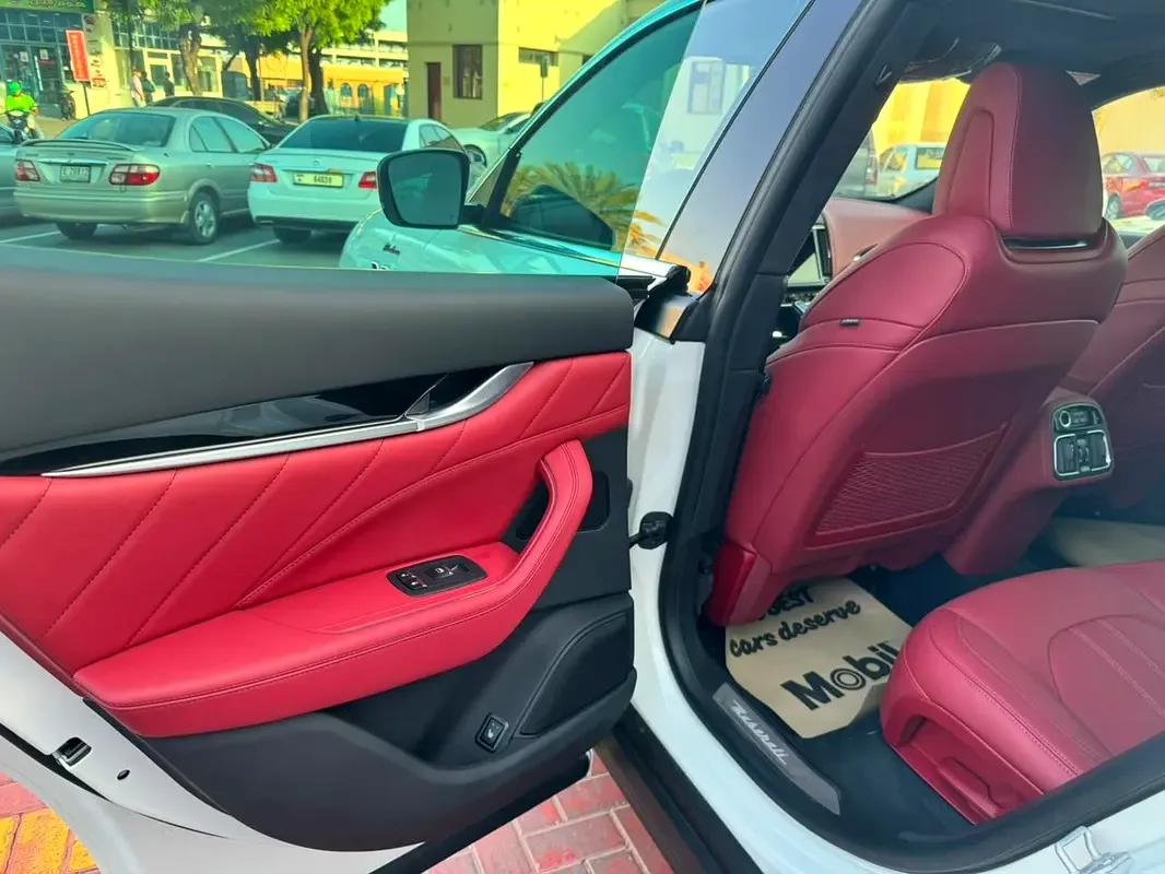 Maserati Levante 3.0 AT 4WD (350 حصان) - 14