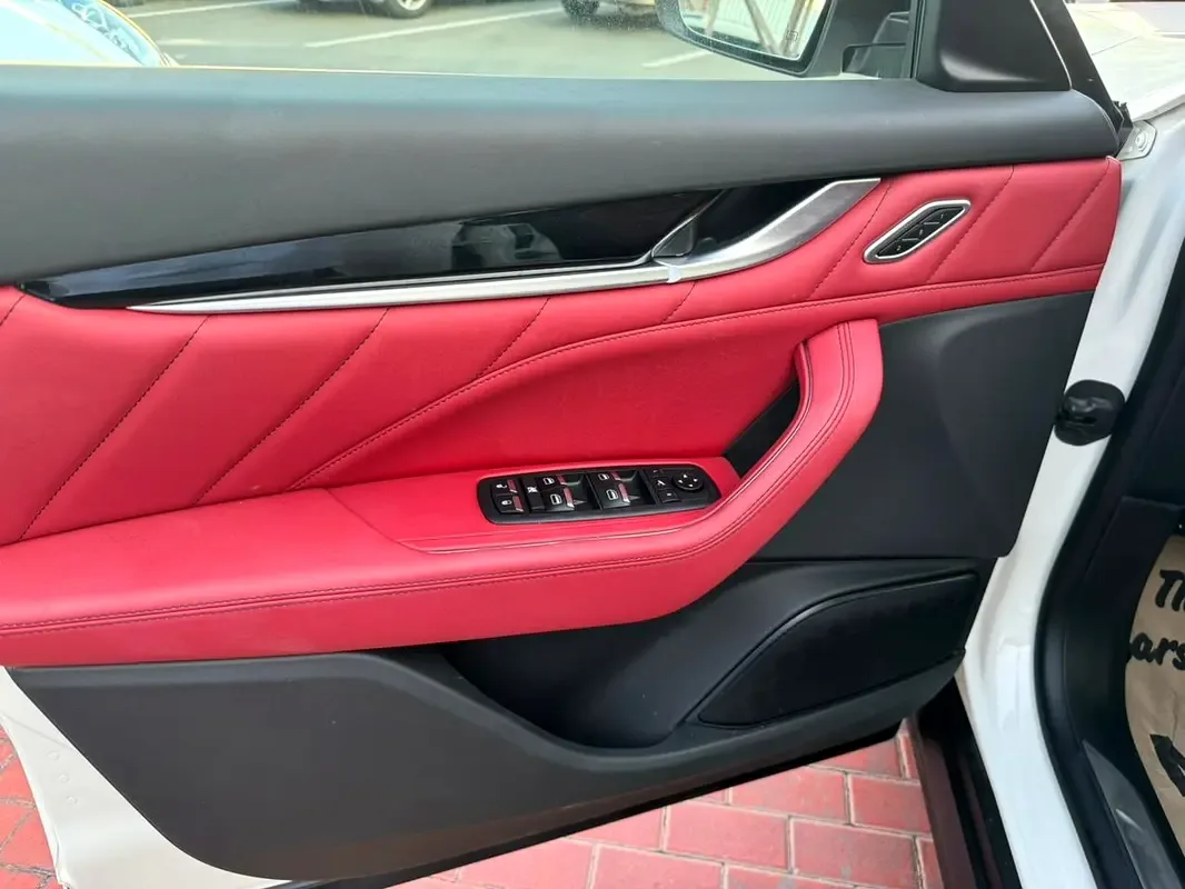 Maserati Levante 3.0 AT 4WD (350 حصان) - 15