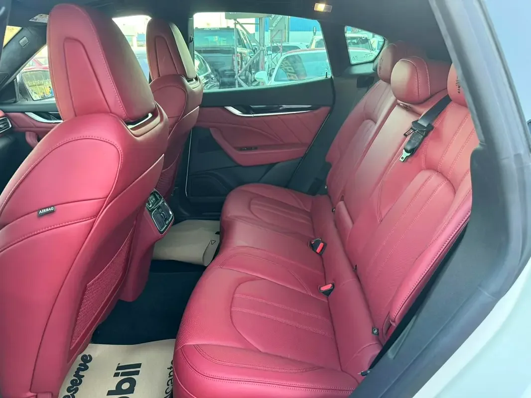Maserati Levante 3.0 AT 4WD (350 حصان) - 13