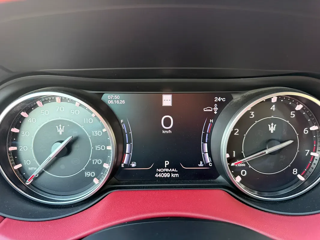 Maserati Levante 3.0 AT 4WD (350 حصان) - 18