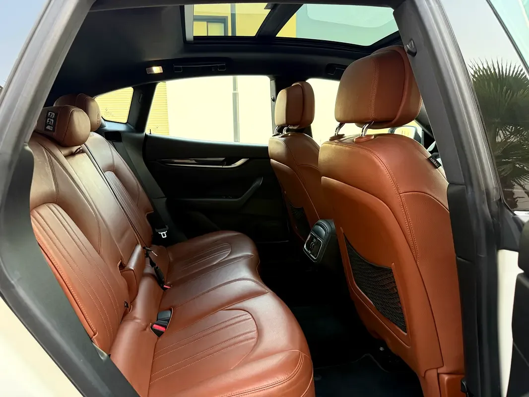 Maserati Levante 3.0 AT AWD (350 hp) - 7