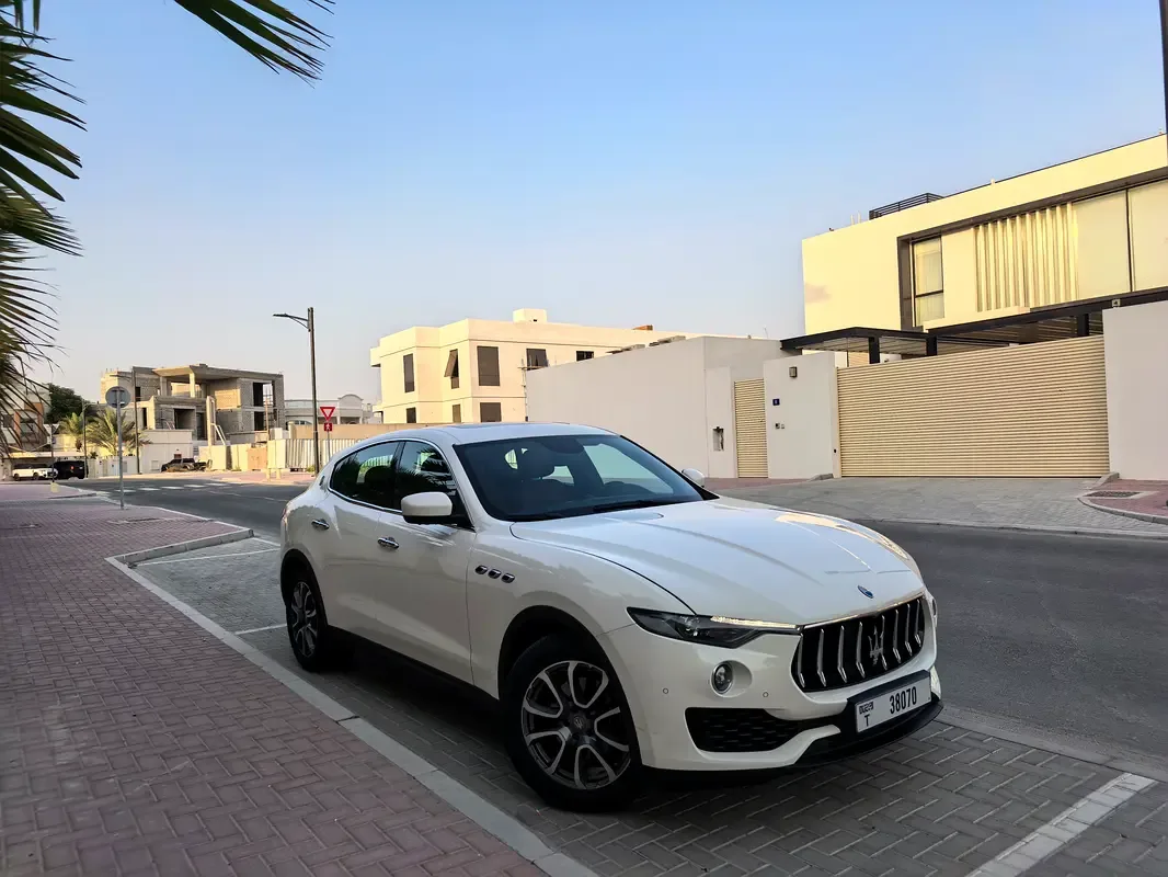 Maserati Levante 3.0 AT AWD (350 hp) - 11