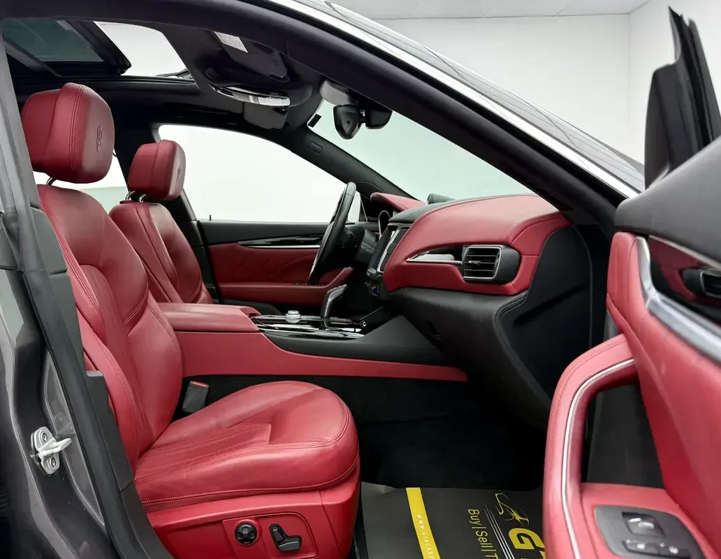 Maserati Levante 3.0 AT AWD (350 hp) - 9