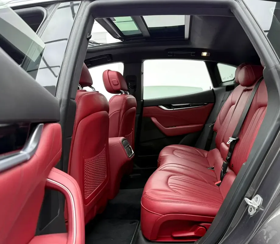 Maserati Levante 3.0 AT AWD (350 hp) - 17
