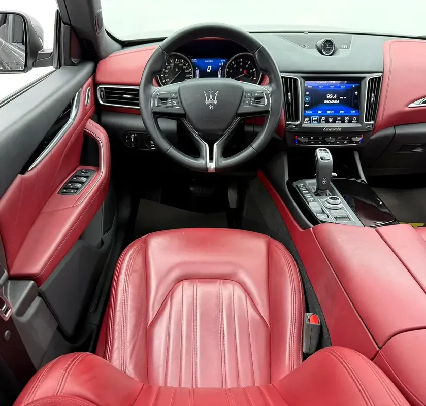 Maserati Levante 3.0 AT AWD (350 hp) - 14