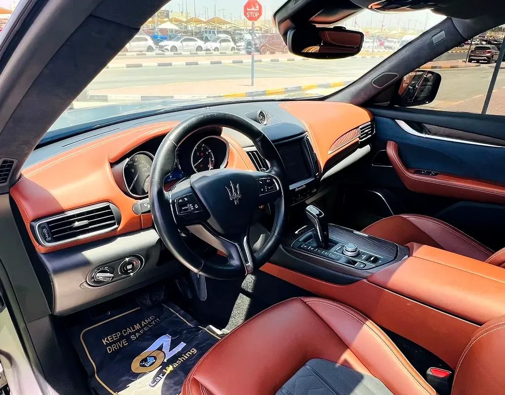 Maserati Levante 3.0 AT AWD (430 hp) - 7
