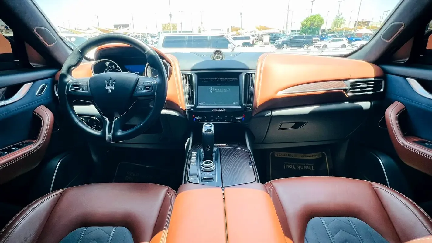 Maserati Levante 3.0 AT AWD (430 hp) - 11