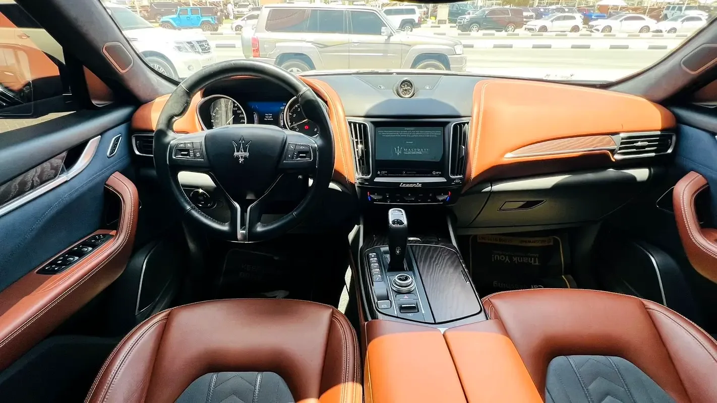 Maserati Levante 3.0 AT AWD (430 hp) - 13