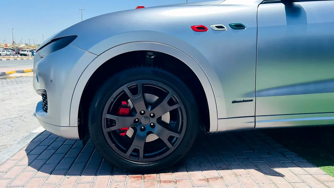 Maserati Levante 3.0 AT AWD (430 hp) - 17