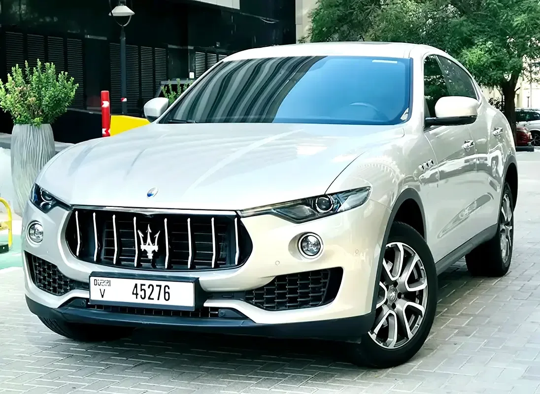 Maserati Levante 3.0 V6 AT (350 hp)
