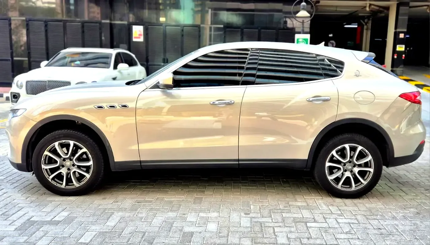 Maserati Levante 3.0 V6 AT (350 hp) - 6