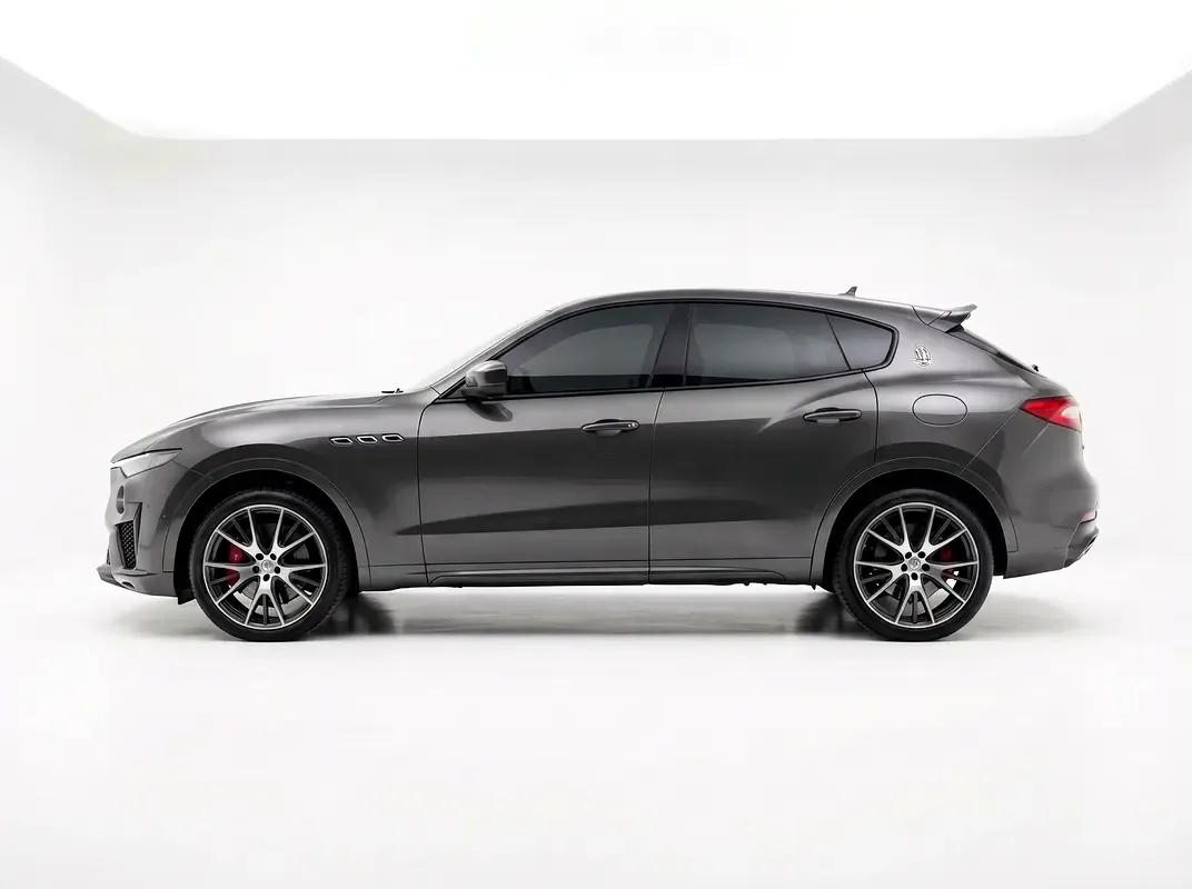 Maserati Levante Trofeo 3.8 V8 AT (590 hp) - 2