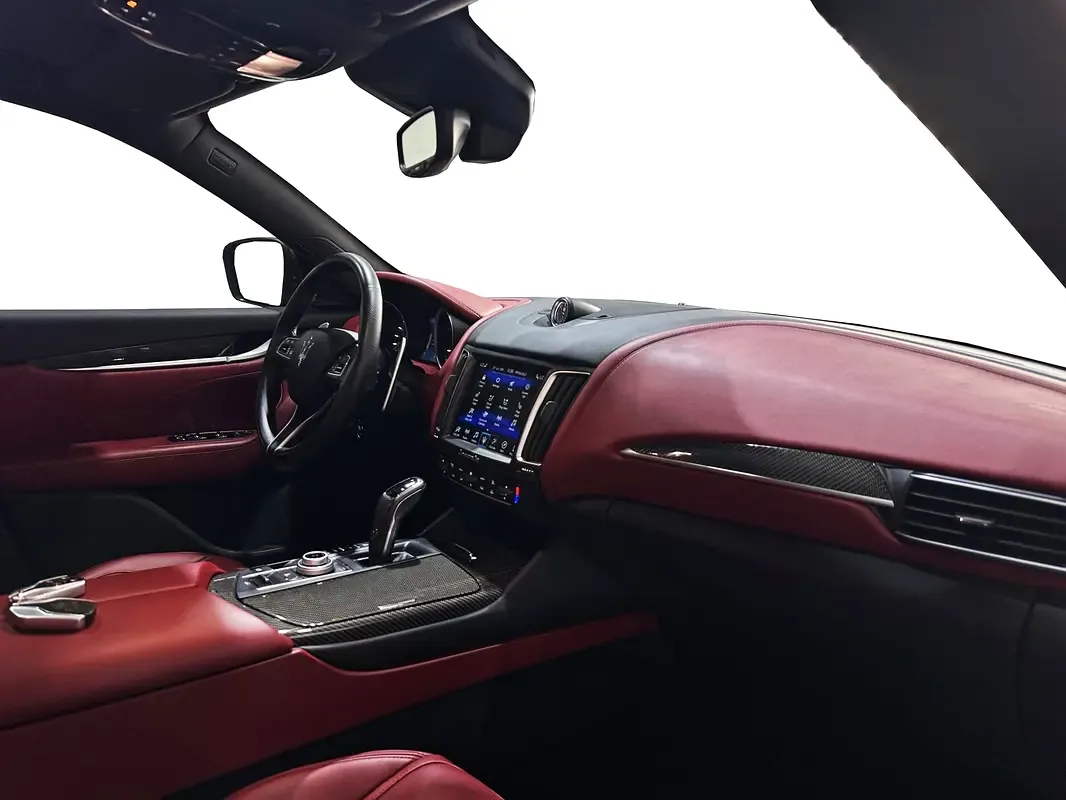 Maserati Levante Trofeo 3.8 V8 AT (590 hp) - 7