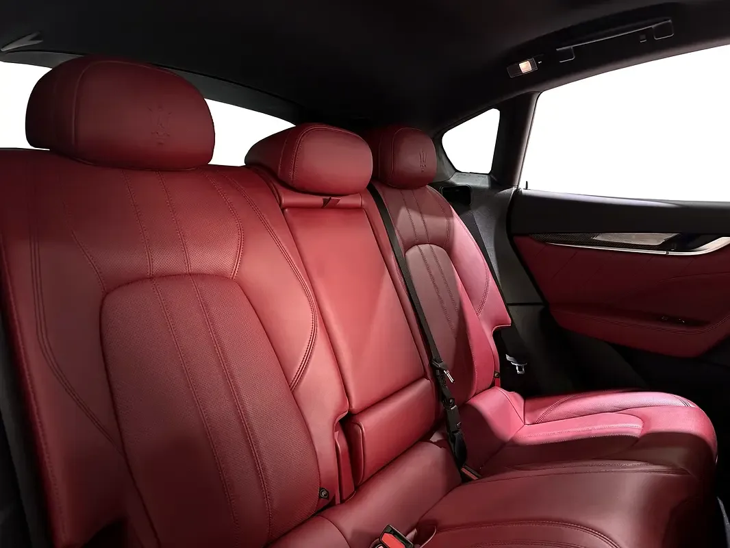 Maserati Levante Trofeo 3.8 V8 AT (590 hp) - 10