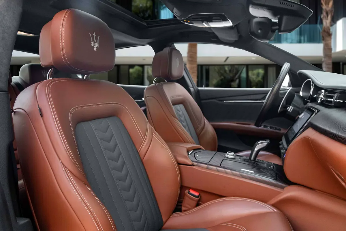 Maserati Quattroporte 3.0 AT (350 hp) - 11
