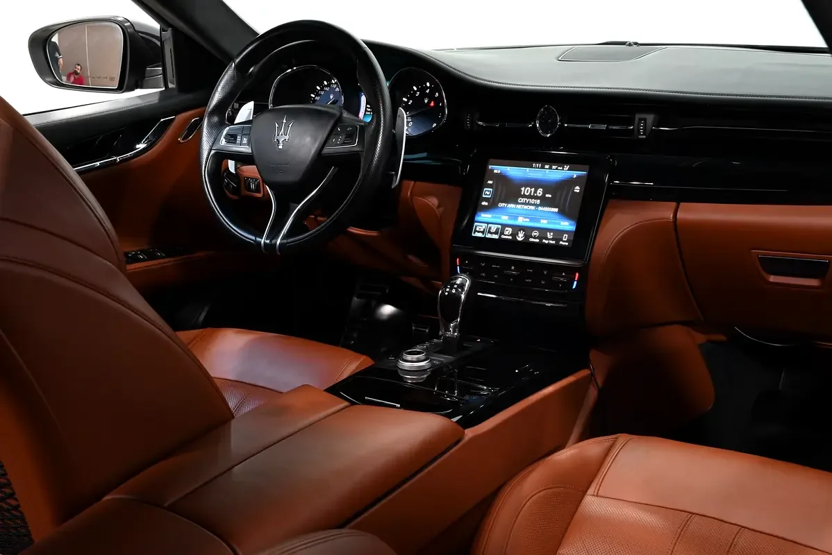 Maserati Quattroporte GTS 3.8 AT (530 حصان) - 15