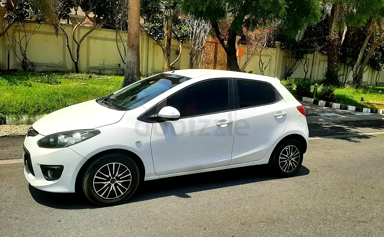 Mazda 2 1.5 SkyActiv-G AT (111 hp)
