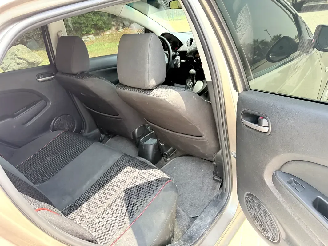 Mazda 2 1.5 SkyActiv-G AT (111 hp) - 14