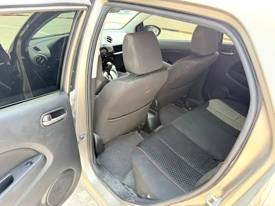 Mazda 2 1.5 SkyActiv-G AT (111 hp) - 15