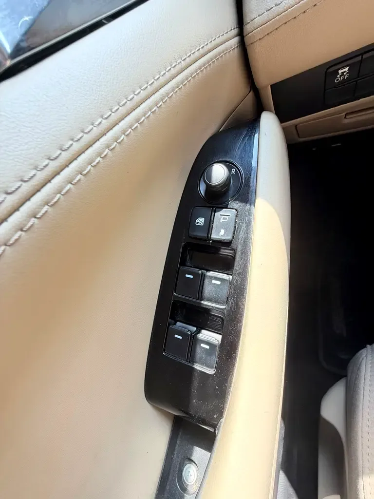 Mazda 6 2.5 AT (194 حصان) - 9
