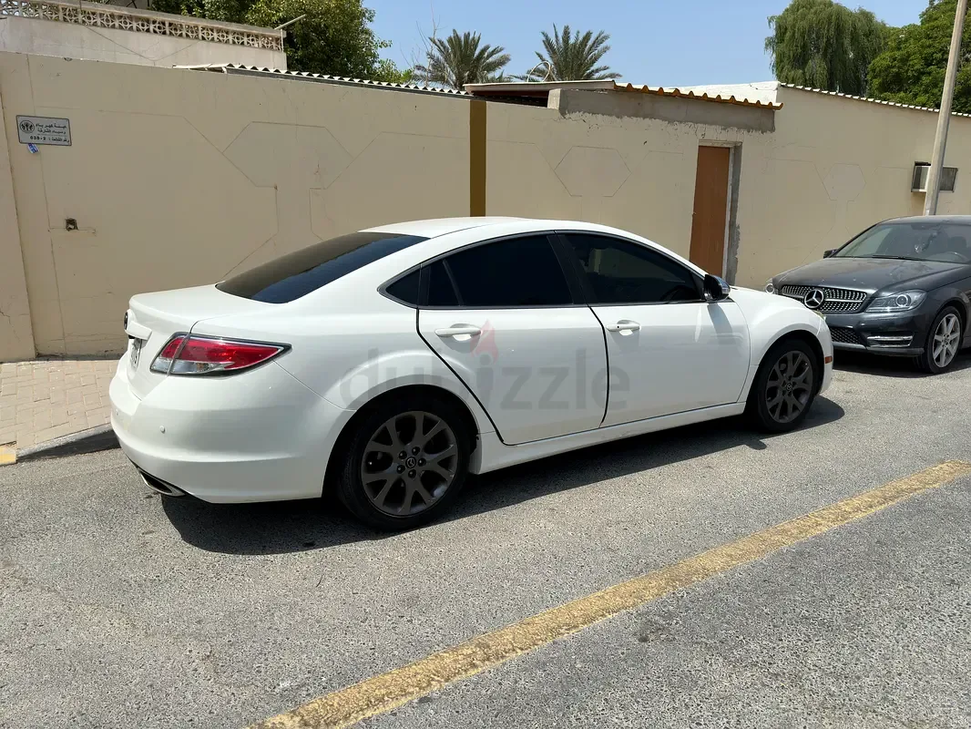 Mazda 6 3.7 AT (273 hp)