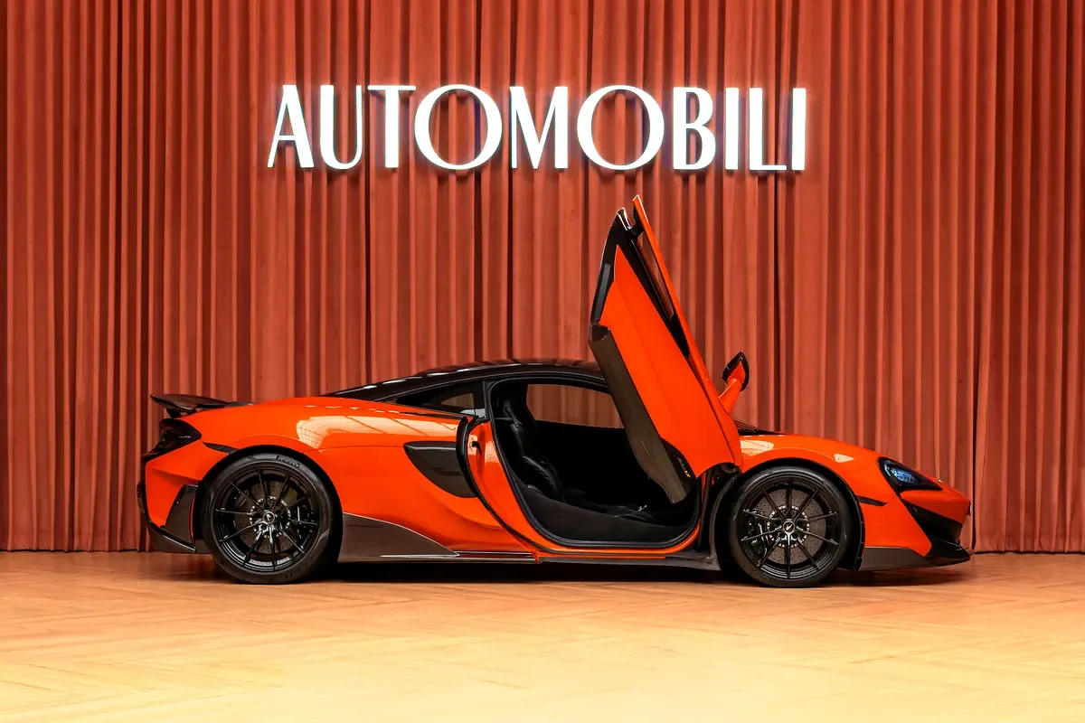 McLaren 600LT 3.8 AMT RWD (600 حصان) - 4