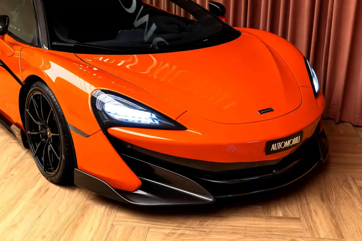 McLaren 600LT 3.8 AMT RWD (600 حصان) - 8