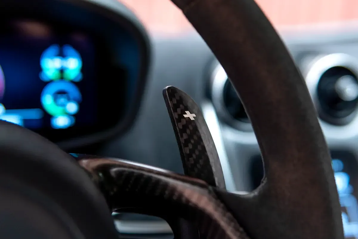 McLaren 600LT 3.8 AMT RWD (600 حصان) - 19