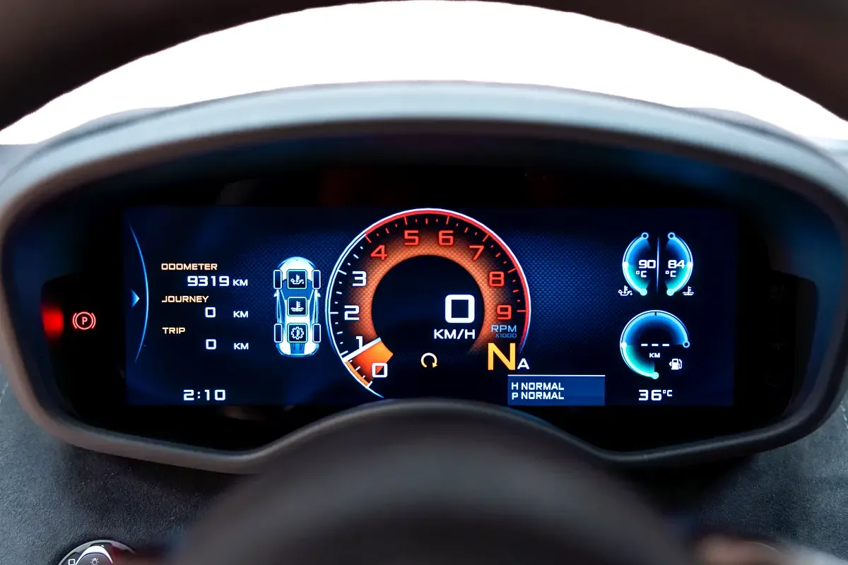 McLaren 600LT 3.8 AMT RWD (600 حصان) - 20