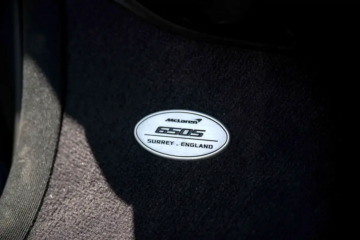 McLaren 650S 1330cc / 81.1 cu-in CC - 20