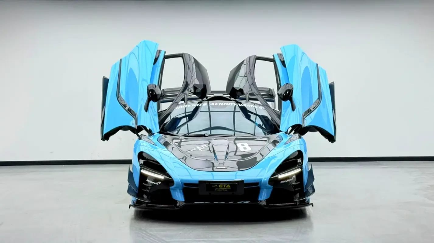 McLaren 720S 4.0 AMT RWD (720 hp) - 2