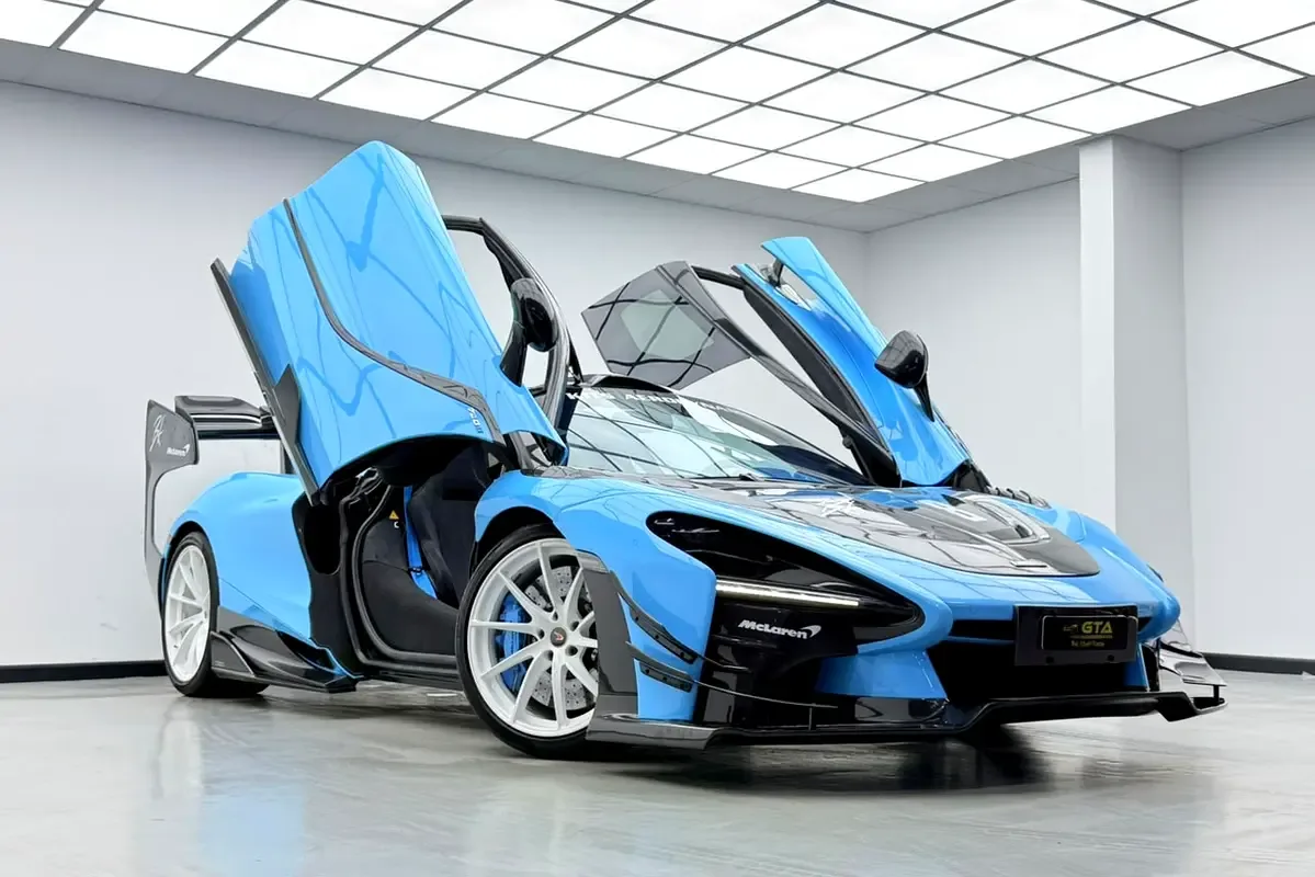 McLaren 720S 4.0 AMT RWD (720 hp) - 4