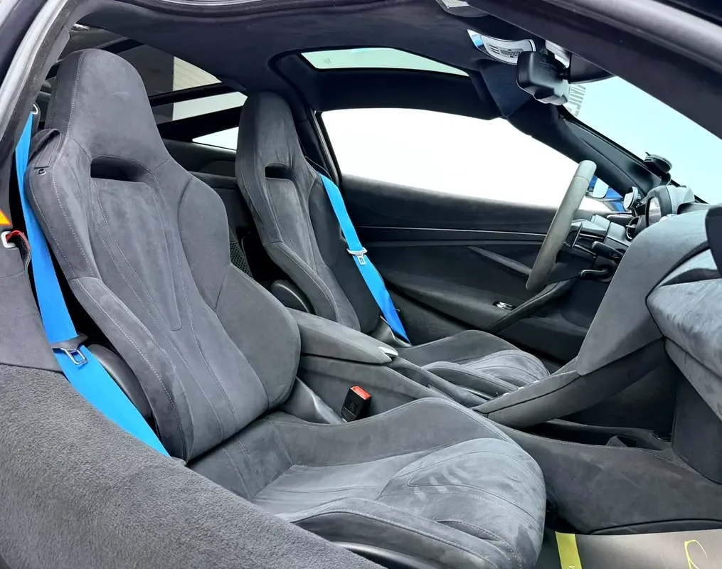 McLaren 720S 4.0 AMT RWD (720 hp) - 18
