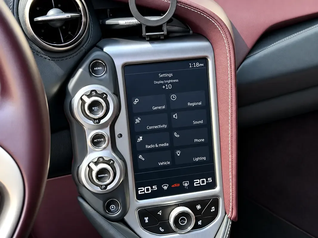 McLaren 720S 4.0 AMT RWD (720 hp) - 13