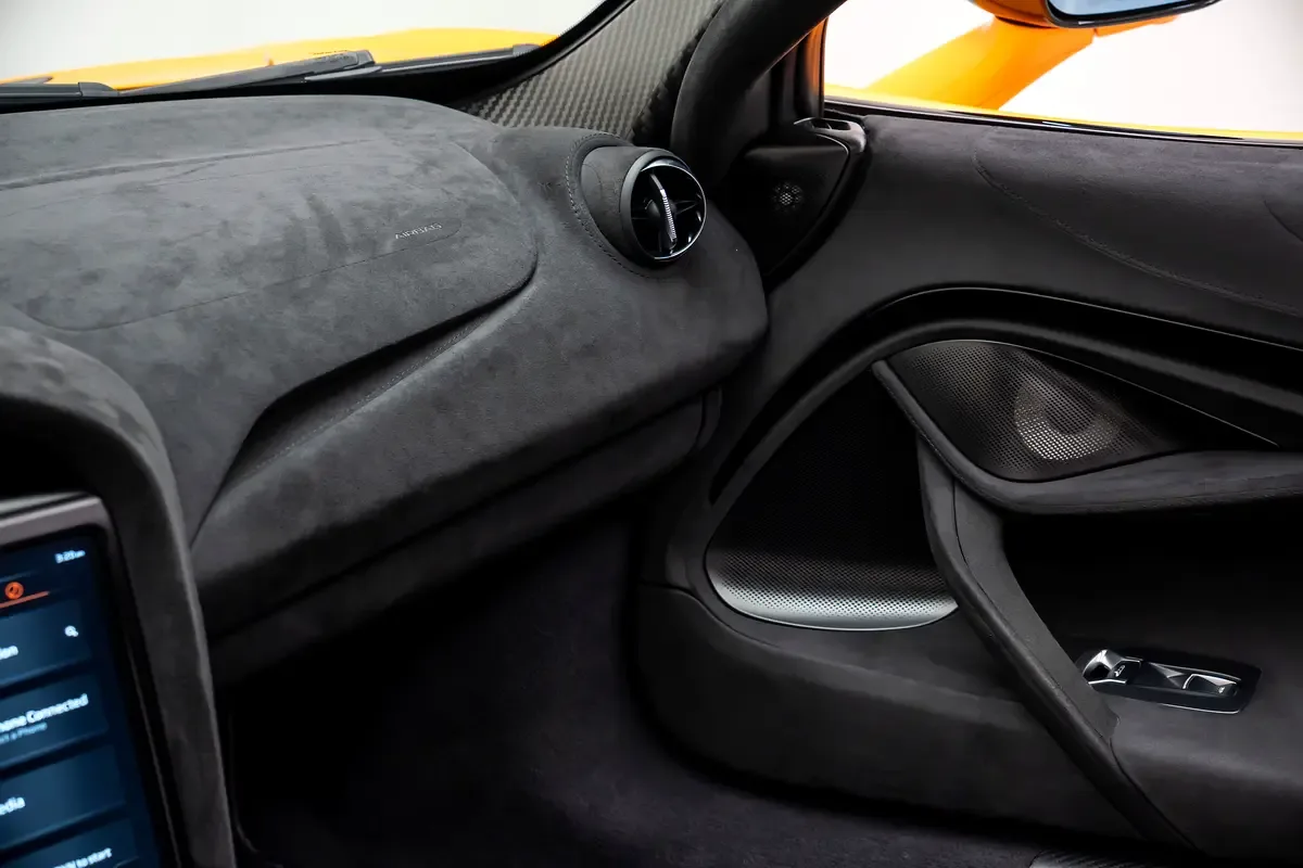 McLaren 750S 4.0 AMT (750 hp) - 12