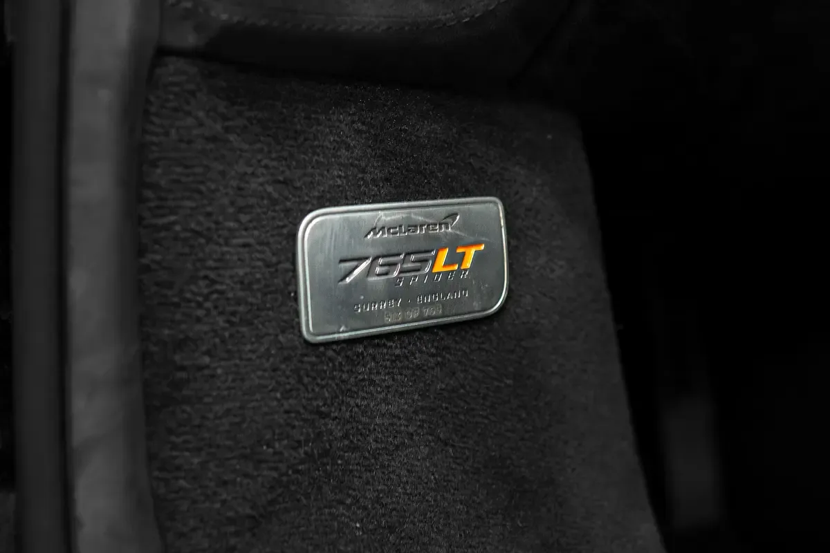 McLaren 765LT 4.0 AMT (765 hp) - 14