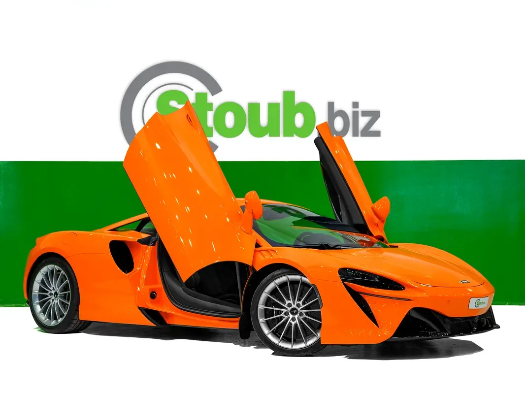 McLaren Artura 3.0 AMT (680 حصان) - 3