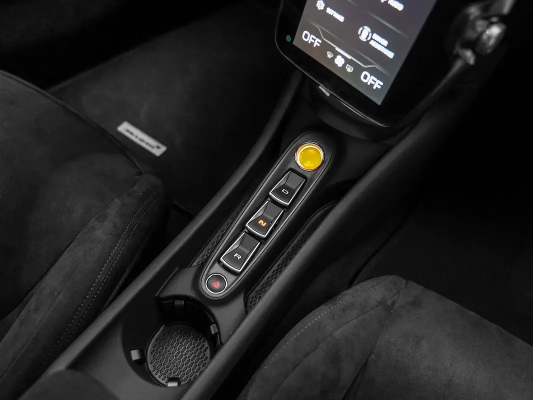 McLaren Artura 3.0 AMT (680 حصان) - 15