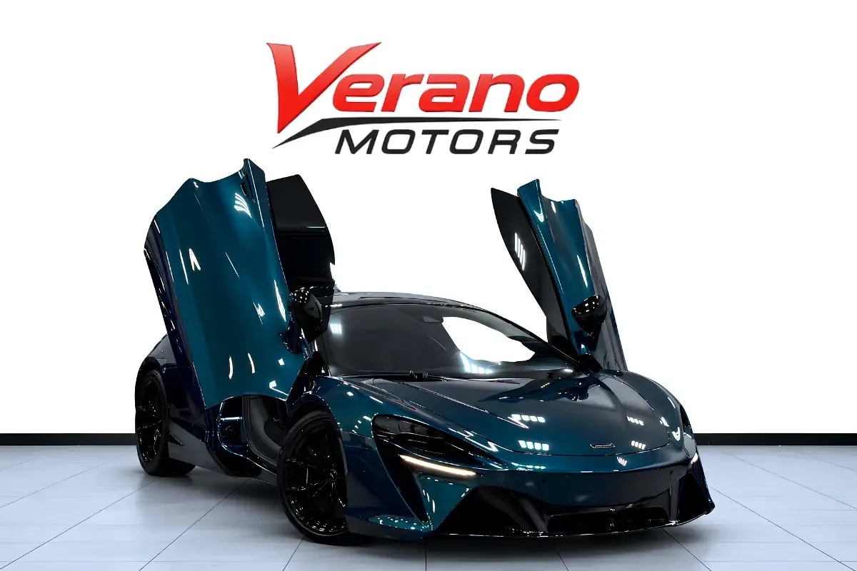 McLaren Artura 3.0 AMT (680 حصان)