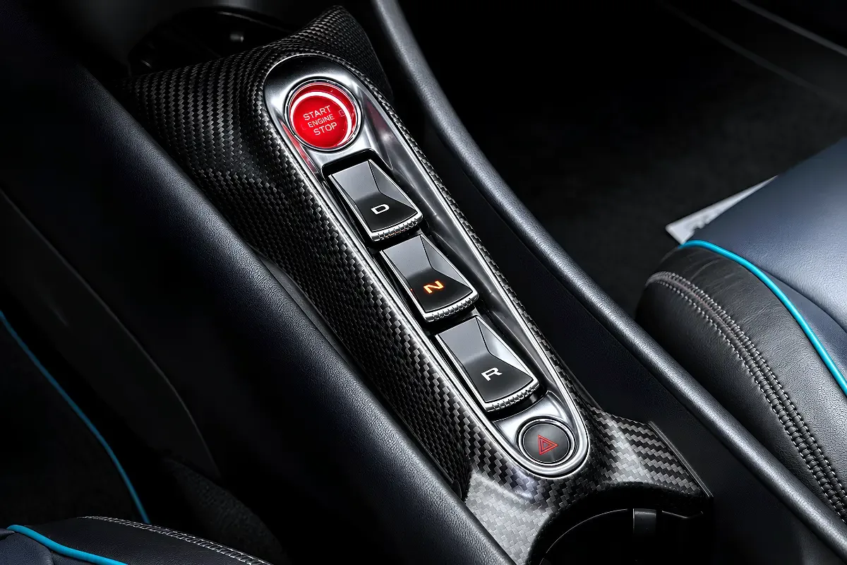 McLaren Artura 3.0 AMT (680 hp) - 12